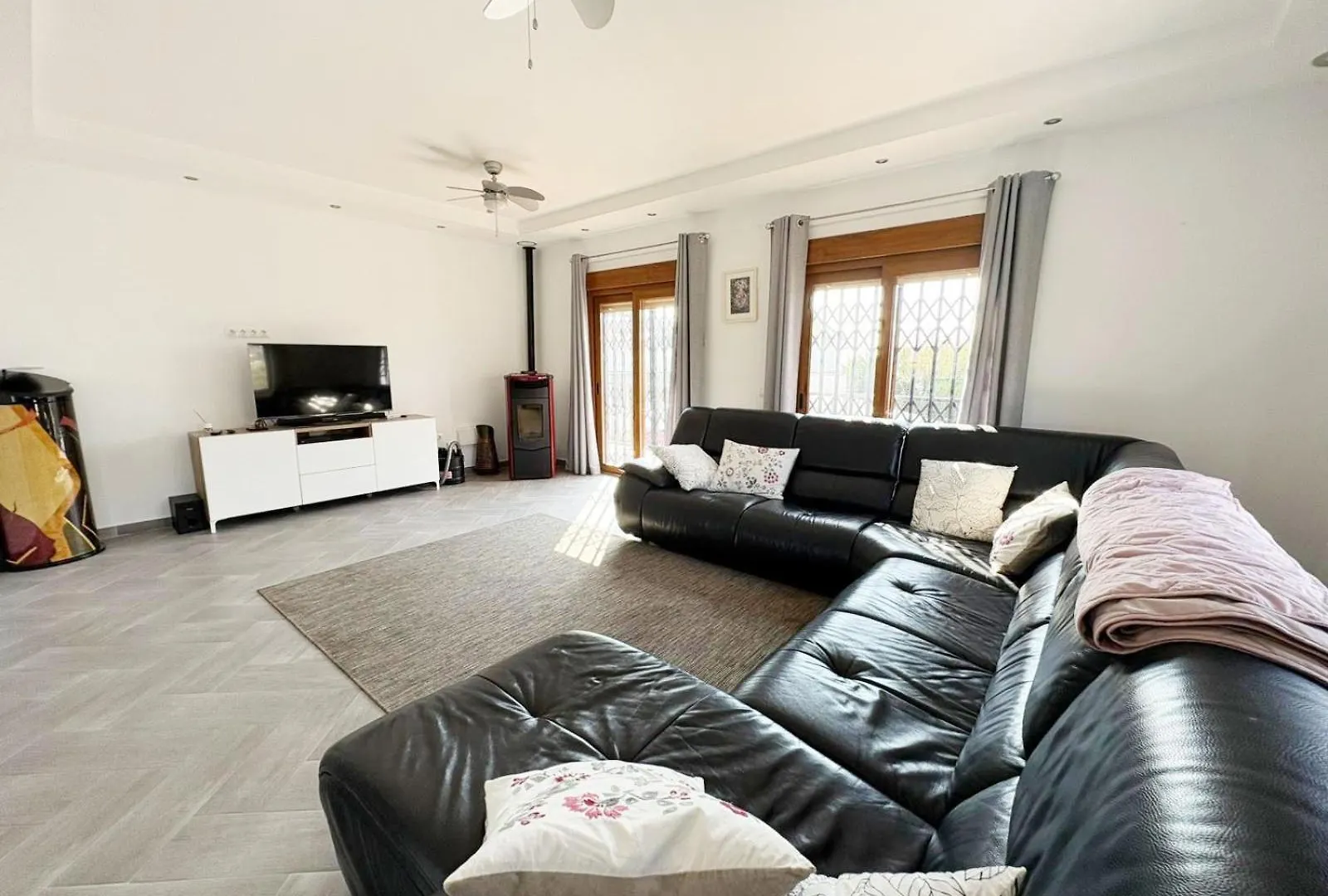 4 Bedroom Villa In Benalmádena
