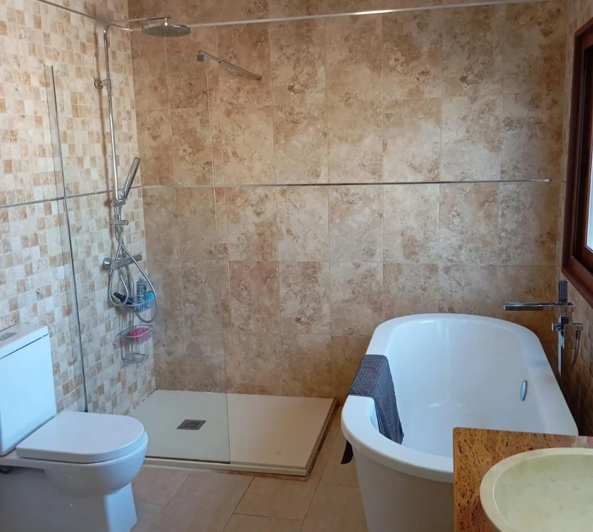 4 Bedroom Villa In Benalmádena 0*,