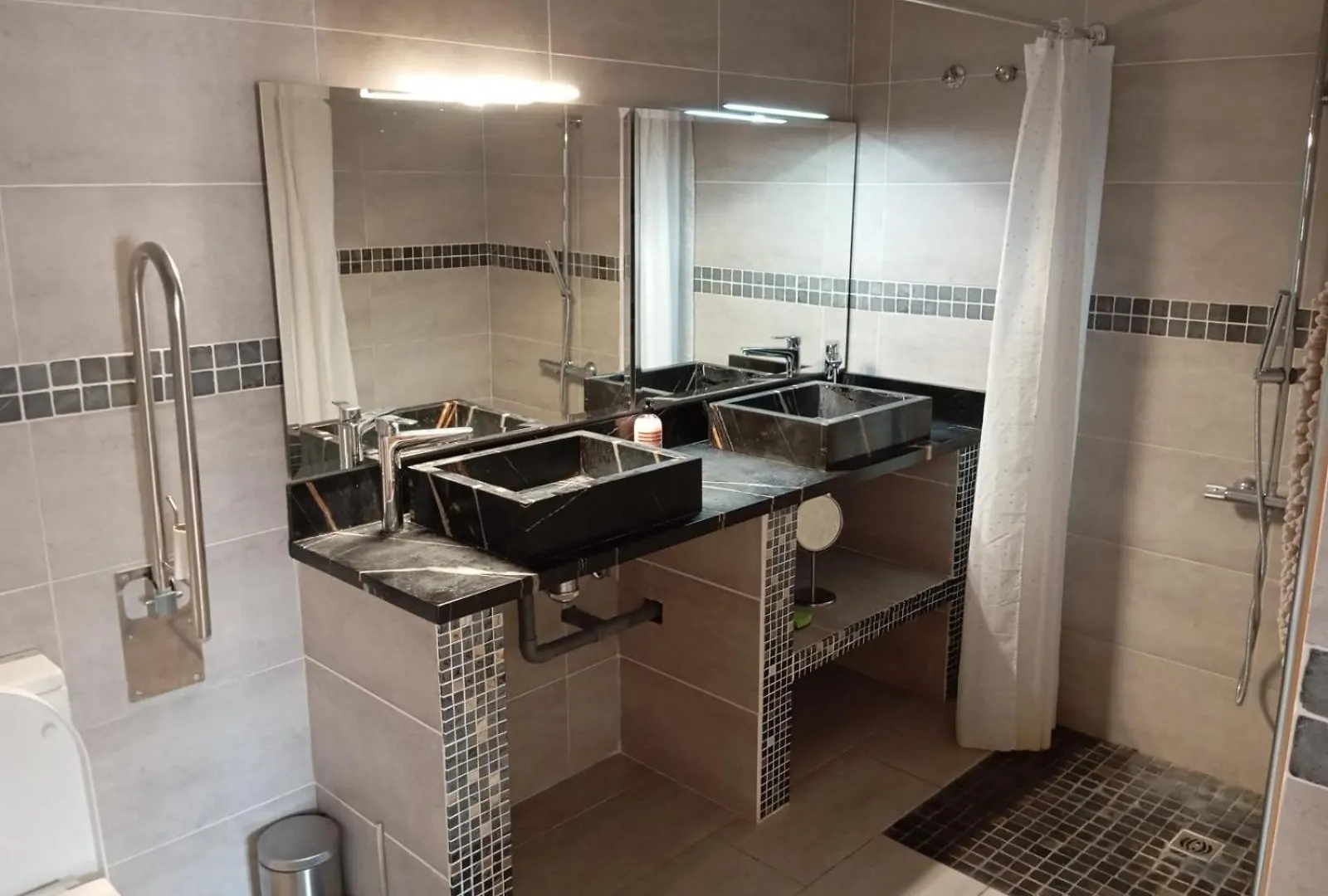 4 Bedroom Villa In Benalmádena